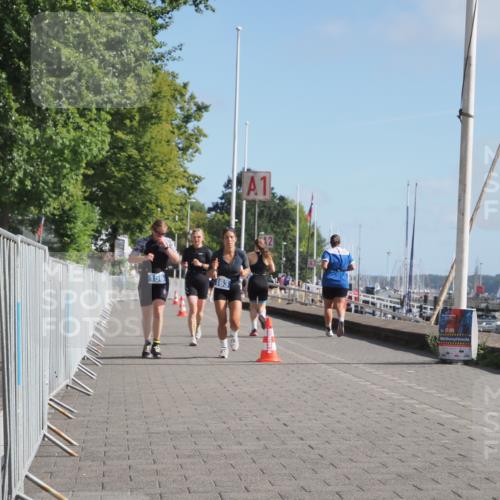 17.08.2025 - KN Förde Triathlon 2025 KatJ http://msf.ph/oto/8605009 17.08.2025 10:28:32 Laufen 144, 156, 163 meine-sportfotos.de