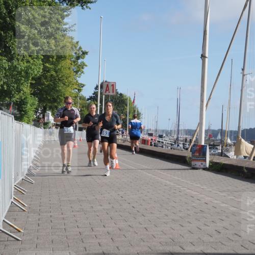 17.08.2025 - KN Förde Triathlon 2025 KatJ http://msf.ph/oto/8605058 17.08.2025 10:28:33 Laufen 144, 156, 163 meine-sportfotos.de