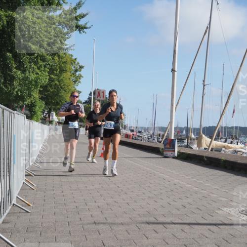 17.08.2025 - KN Förde Triathlon 2025 KatJ http://msf.ph/oto/8605115 17.08.2025 10:28:35 Laufen 144, 156, 163 meine-sportfotos.de