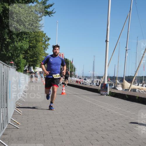 17.08.2025 - KN Förde Triathlon 2025 KatJ http://msf.ph/oto/8605167 17.08.2025 11:58:16 Laufen 603, 627 meine-sportfotos.de