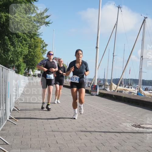 17.08.2025 - KN Förde Triathlon 2025 KatJ http://msf.ph/oto/8605181 17.08.2025 10:28:36 Laufen 144, 156, 163 meine-sportfotos.de