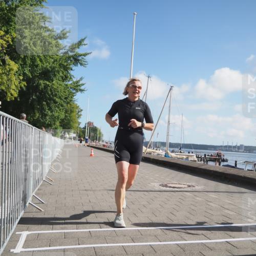 17.08.2025 - KN Förde Triathlon 2025 KatJ http://msf.ph/oto/8605248 17.08.2025 10:28:40 Laufen 144, 156, 163 meine-sportfotos.de