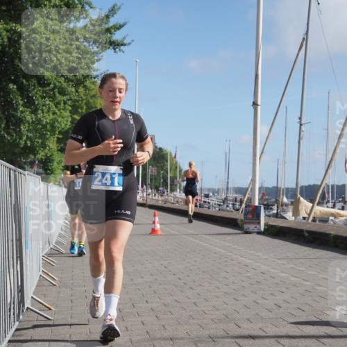 17.08.2025 - KN Förde Triathlon 2025 KatJ http://msf.ph/oto/8605270 17.08.2025 10:29:35 Laufen 160, 192, 241 meine-sportfotos.de