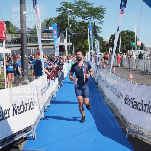 17.08.2025 - KN Förde Triathlon 2025 MichiJ http://msf.ph/oto/8605585 17.08.2025 12:22:09 Laufen 311, 334 meine-sportfotos.de