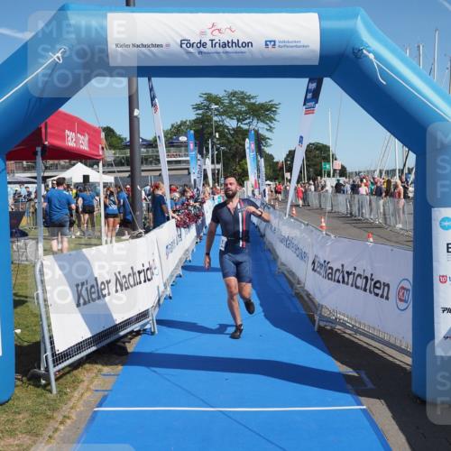 17.08.2025 - KN Förde Triathlon 2025 MichiJ http://msf.ph/oto/8605621 17.08.2025 12:22:10 Laufen 311, 334 meine-sportfotos.de