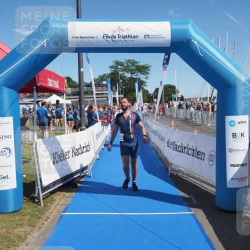 17.08.2025 - KN Förde Triathlon 2025 MichiJ http://msf.ph/oto/8605647 17.08.2025 12:22:10 Laufen 311, 334 meine-sportfotos.de