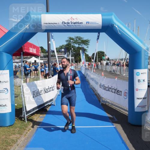 17.08.2025 - KN Förde Triathlon 2025 MichiJ http://msf.ph/oto/8605687 17.08.2025 12:22:11 Laufen 311, 334 meine-sportfotos.de