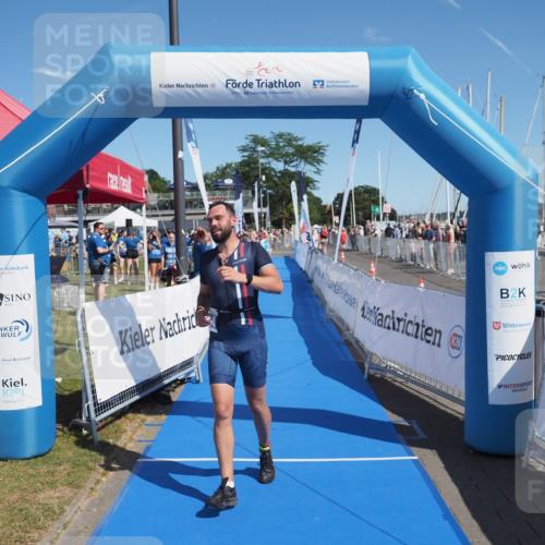 17.08.2025 - KN Förde Triathlon 2025 MichiJ http://msf.ph/oto/8605692 17.08.2025 12:22:11 Laufen 311, 334 meine-sportfotos.de