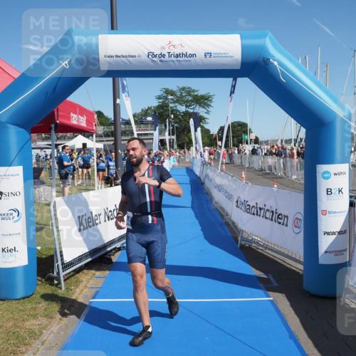 17.08.2025 - KN Förde Triathlon 2025 MichiJ http://msf.ph/oto/8605699 17.08.2025 12:22:11 Laufen 311, 334 meine-sportfotos.de