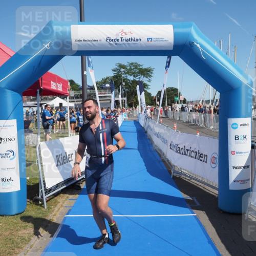 17.08.2025 - KN Förde Triathlon 2025 MichiJ http://msf.ph/oto/8605705 17.08.2025 12:22:11 Laufen 311, 334 meine-sportfotos.de