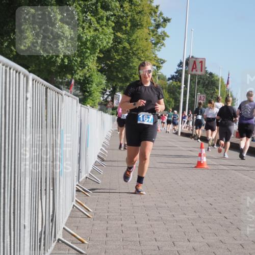 17.08.2025 - KN Förde Triathlon 2025 KatJ http://msf.ph/oto/8606128 17.08.2025 10:30:52 Laufen 167, 185 meine-sportfotos.de