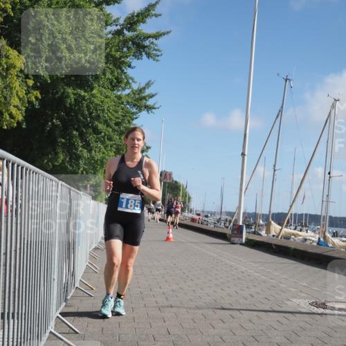 17.08.2025 - KN Förde Triathlon 2025 KatJ http://msf.ph/oto/8606202 17.08.2025 10:30:58 Laufen 167, 185, 243 meine-sportfotos.de
