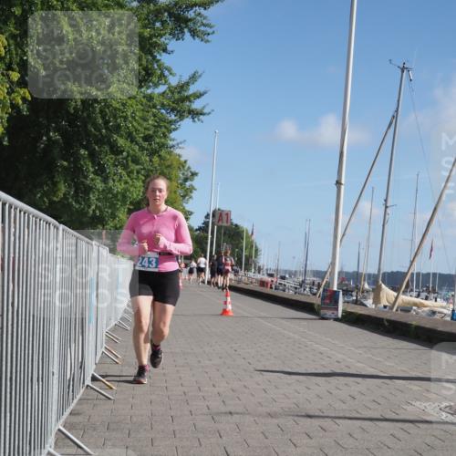 17.08.2025 - KN Förde Triathlon 2025 KatJ http://msf.ph/oto/8606228 17.08.2025 10:31:01 Laufen 185, 216, 243 meine-sportfotos.de