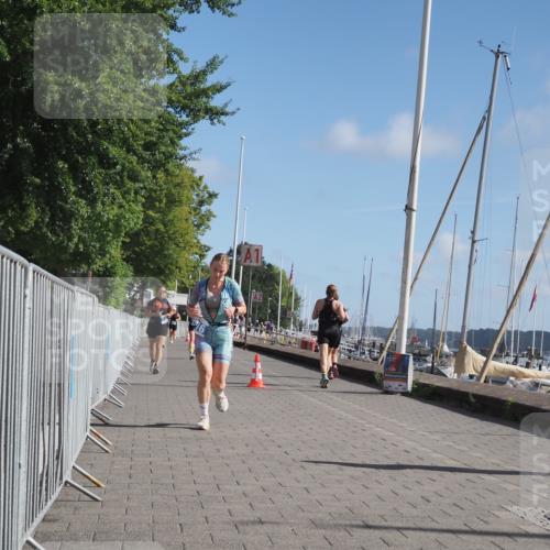 17.08.2025 - KN Förde Triathlon 2025 KatJ http://msf.ph/oto/8606274 17.08.2025 10:31:08 Laufen 216, 231 meine-sportfotos.de