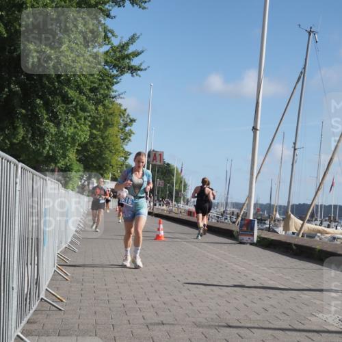 17.08.2025 - KN Förde Triathlon 2025 KatJ http://msf.ph/oto/8606276 17.08.2025 10:31:08 Laufen 216, 231 meine-sportfotos.de