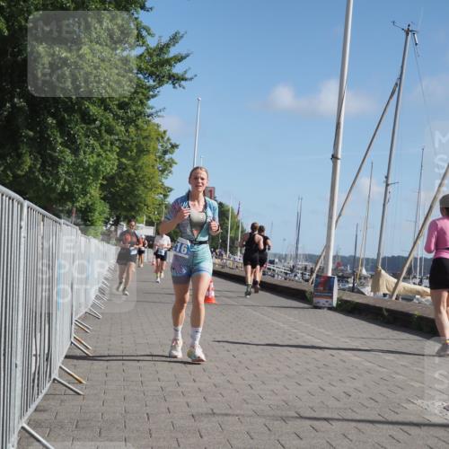 17.08.2025 - KN Förde Triathlon 2025 KatJ http://msf.ph/oto/8606287 17.08.2025 10:31:08 Laufen 216, 231 meine-sportfotos.de