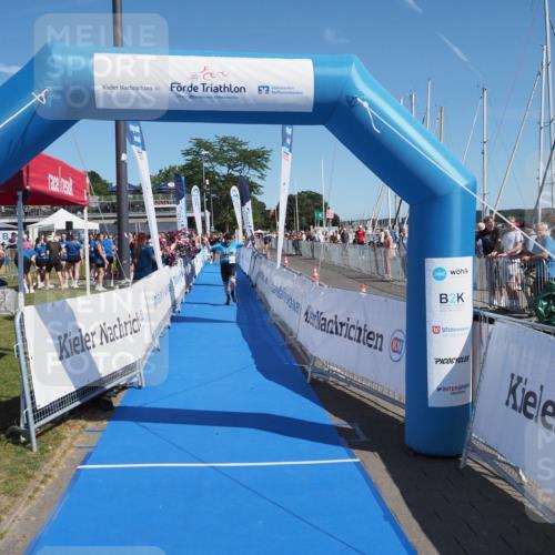 17.08.2025 - KN Förde Triathlon 2025 MichiJ http://msf.ph/oto/8606334 17.08.2025 12:23:16 Laufen 382 meine-sportfotos.de