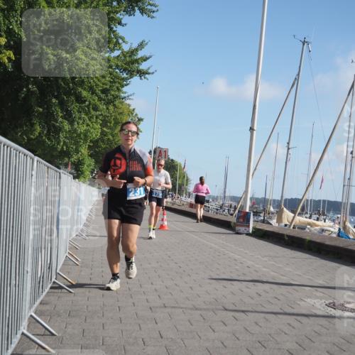 17.08.2025 - KN Förde Triathlon 2025 KatJ http://msf.ph/oto/8606357 17.08.2025 10:31:15 Laufen 139, 140, 179, 231 meine-sportfotos.de