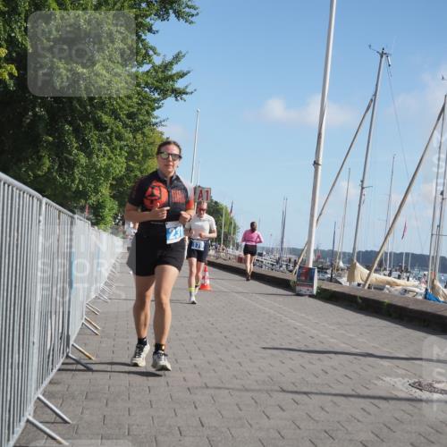 17.08.2025 - KN Förde Triathlon 2025 KatJ http://msf.ph/oto/8606361 17.08.2025 10:31:15 Laufen 139, 140, 179, 231 meine-sportfotos.de