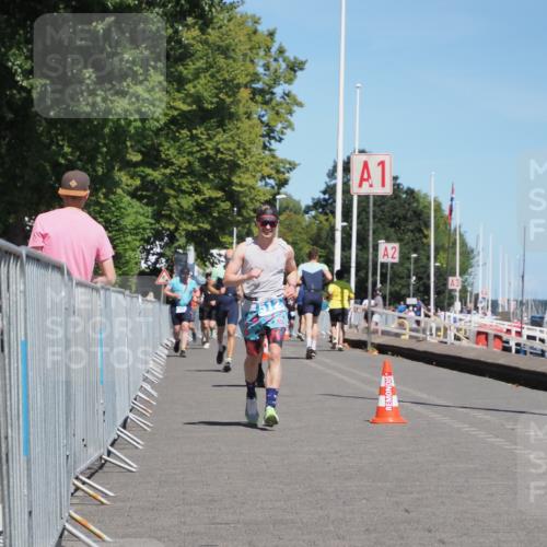 17.08.2025 - KN Förde Triathlon 2025 KatJ http://msf.ph/oto/8606371 17.08.2025 13:50:15 Laufen 470, 512 meine-sportfotos.de