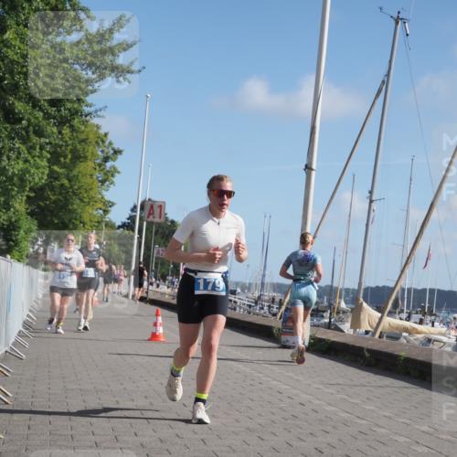 17.08.2025 - KN Förde Triathlon 2025 KatJ http://msf.ph/oto/8606373 17.08.2025 10:31:17 Laufen 139, 140, 179, 231, 250 meine-sportfotos.de