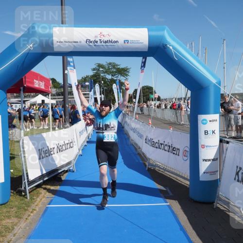 17.08.2025 - KN Förde Triathlon 2025 MichiJ http://msf.ph/oto/8606395 17.08.2025 12:23:19 Laufen 382 meine-sportfotos.de