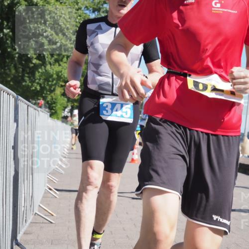 17.08.2025 - KN Förde Triathlon 2025 KatJ http://msf.ph/oto/8606444 17.08.2025 11:59:06 Laufen 345, 349, 361, 605, 608, 621 meine-sportfotos.de