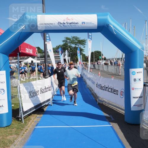 17.08.2025 - KN Förde Triathlon 2025 MichiJ http://msf.ph/oto/8606503 17.08.2025 12:23:24 Laufen 382, 613 meine-sportfotos.de