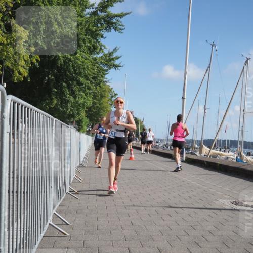 17.08.2025 - KN Förde Triathlon 2025 KatJ http://msf.ph/oto/8606603 17.08.2025 10:31:37 Laufen 111, 153, 202, 235 meine-sportfotos.de