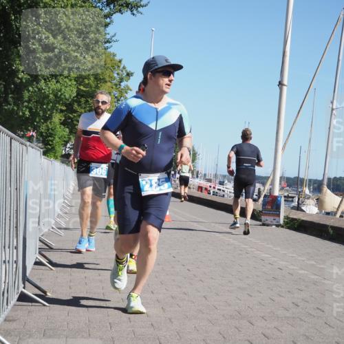 17.08.2025 - KN Förde Triathlon 2025 KatJ http://msf.ph/oto/8606775 17.08.2025 11:59:31 Laufen 285, 306, 307, 321, 642 meine-sportfotos.de