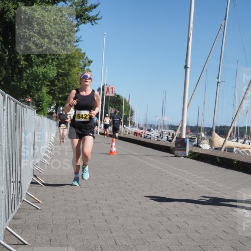 17.08.2025 - KN Förde Triathlon 2025 KatJ http://msf.ph/oto/8606851 17.08.2025 11:59:36 Laufen 306, 321, 642 meine-sportfotos.de