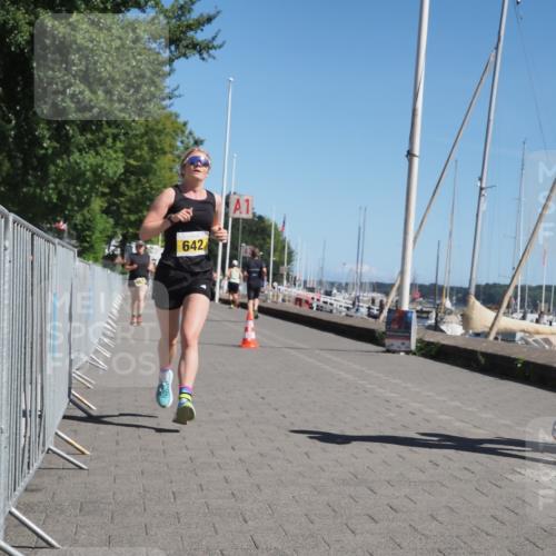 17.08.2025 - KN Förde Triathlon 2025 KatJ http://msf.ph/oto/8606854 17.08.2025 11:59:36 Laufen 306, 321, 642 meine-sportfotos.de