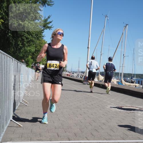 17.08.2025 - KN Förde Triathlon 2025 KatJ http://msf.ph/oto/8606890 17.08.2025 11:59:38 Laufen 614, 642 meine-sportfotos.de