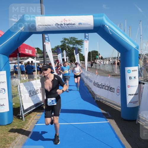 17.08.2025 - KN Förde Triathlon 2025 MichiJ http://msf.ph/oto/8606915 17.08.2025 12:24:43 Laufen 354, 631 meine-sportfotos.de