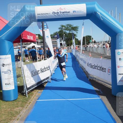 17.08.2025 - KN Förde Triathlon 2025 MichiJ http://msf.ph/oto/8607060 17.08.2025 12:24:58 Laufen 285 meine-sportfotos.de