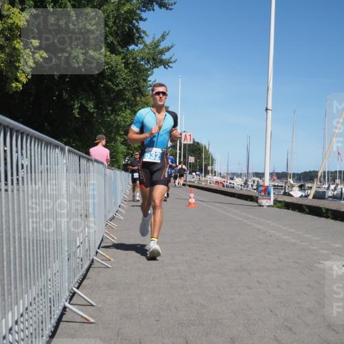 17.08.2025 - KN Förde Triathlon 2025 KatJ http://msf.ph/oto/8607122 17.08.2025 13:51:40 Laufen 438, 511, 526, 532 meine-sportfotos.de