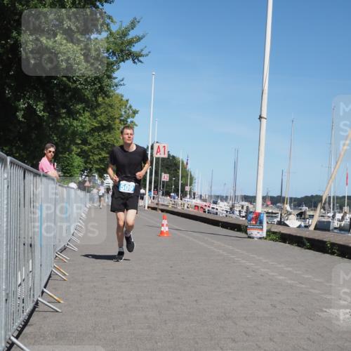 17.08.2025 - KN Förde Triathlon 2025 KatJ http://msf.ph/oto/8607460 17.08.2025 13:52:48 Laufen 509, 542 meine-sportfotos.de