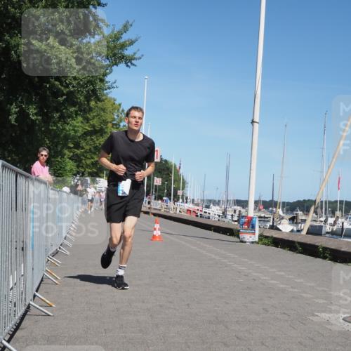 17.08.2025 - KN Förde Triathlon 2025 KatJ http://msf.ph/oto/8607473 17.08.2025 13:52:49 Laufen 509, 542 meine-sportfotos.de
