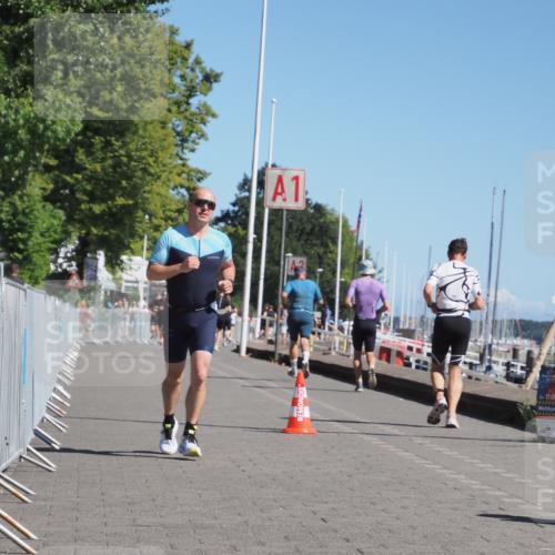 17.08.2025 - KN Förde Triathlon 2025 KatJ http://msf.ph/oto/8607511 17.08.2025 12:00:26 Laufen 273, 331 meine-sportfotos.de