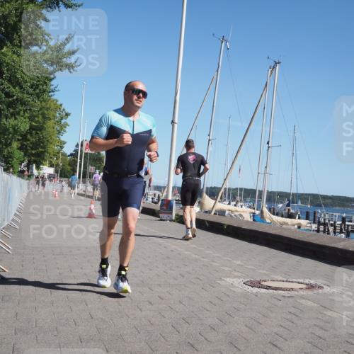 17.08.2025 - KN Förde Triathlon 2025 KatJ http://msf.ph/oto/8607566 17.08.2025 12:00:30 Laufen 331 meine-sportfotos.de