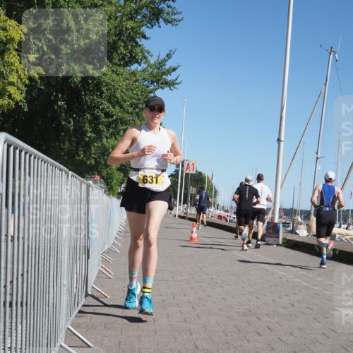 17.08.2025 - KN Förde Triathlon 2025 KatJ http://msf.ph/oto/8607887 17.08.2025 12:01:25 Laufen 369, 631 meine-sportfotos.de