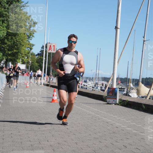 17.08.2025 - KN Förde Triathlon 2025 KatJ http://msf.ph/oto/8608087 17.08.2025 12:01:44 Laufen 343 meine-sportfotos.de