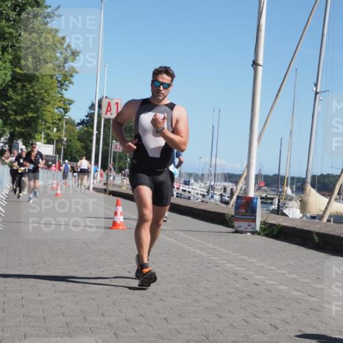 17.08.2025 - KN Förde Triathlon 2025 KatJ http://msf.ph/oto/8608092 17.08.2025 12:01:44 Laufen 343 meine-sportfotos.de
