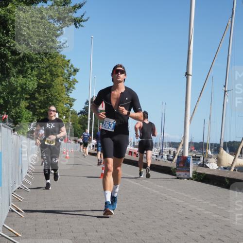 17.08.2025 - KN Förde Triathlon 2025 KatJ http://msf.ph/oto/8608144 17.08.2025 12:01:53 Laufen 263, 294, 633 meine-sportfotos.de