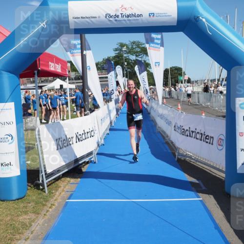17.08.2025 - KN Förde Triathlon 2025 MichiJ http://msf.ph/oto/8608463 17.08.2025 12:27:14 Laufen 335 meine-sportfotos.de