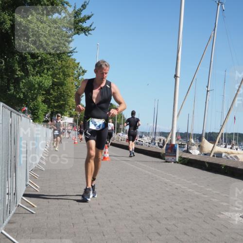 17.08.2025 - KN Förde Triathlon 2025 KatJ http://msf.ph/oto/8608486 17.08.2025 12:02:22 Laufen 312, 327 meine-sportfotos.de