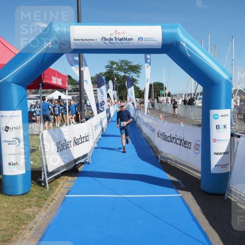 17.08.2025 - KN Förde Triathlon 2025 MichiJ http://msf.ph/oto/8608730 17.08.2025 12:27:58 Laufen 359 meine-sportfotos.de