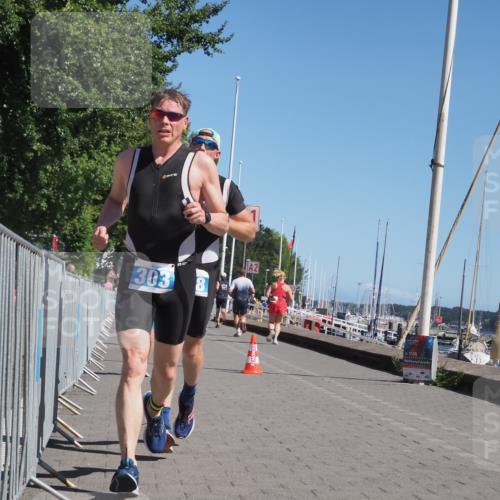17.08.2025 - KN Förde Triathlon 2025 KatJ http://msf.ph/oto/8608897 17.08.2025 12:02:52 Laufen 303, 351 meine-sportfotos.de