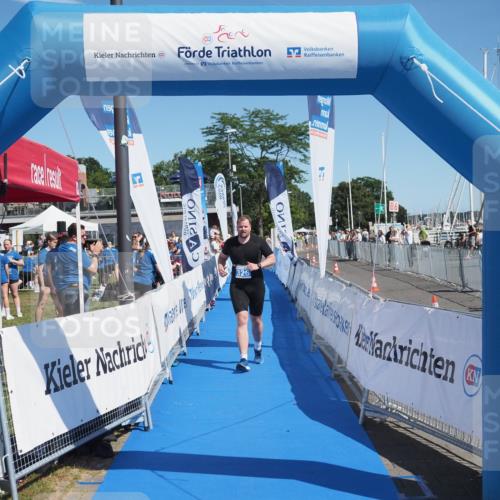 17.08.2025 - KN Förde Triathlon 2025 MichiJ http://msf.ph/oto/8608958 17.08.2025 12:29:12 Laufen 326 meine-sportfotos.de