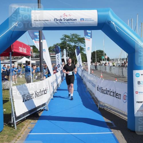 17.08.2025 - KN Förde Triathlon 2025 MichiJ http://msf.ph/oto/8608970 17.08.2025 12:29:13 Laufen 326 meine-sportfotos.de